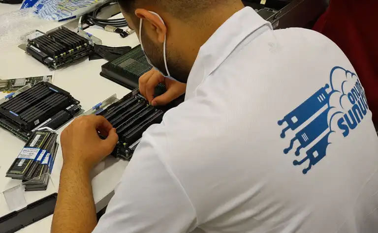 Online Sunucu teknik destek ekibi